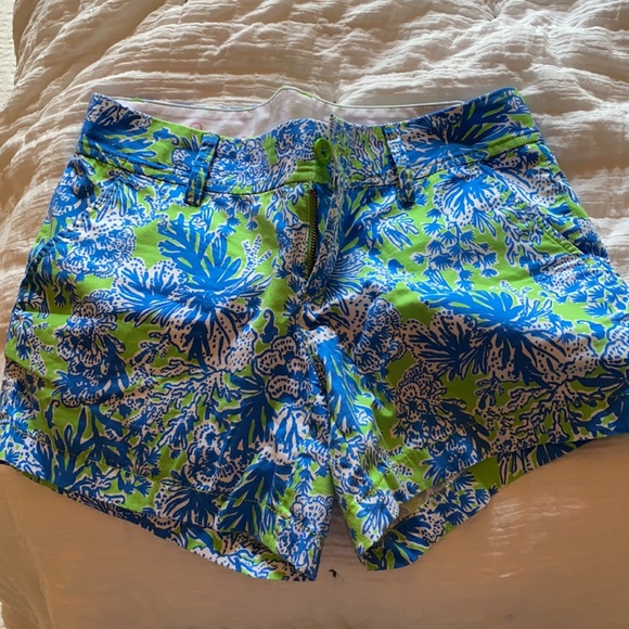 EUC Lilly Pulitzer Callahan shorts - Picture 5 of 6